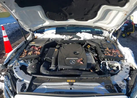 2015 Mercedes-Benz C-Class C 300 из США, поврежденный, VIN 55SWF4KBXFU086747